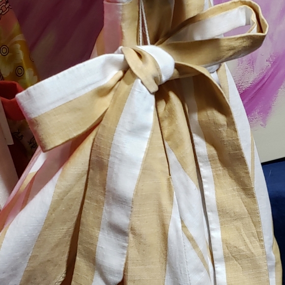 Dress - Picture 6 of 7